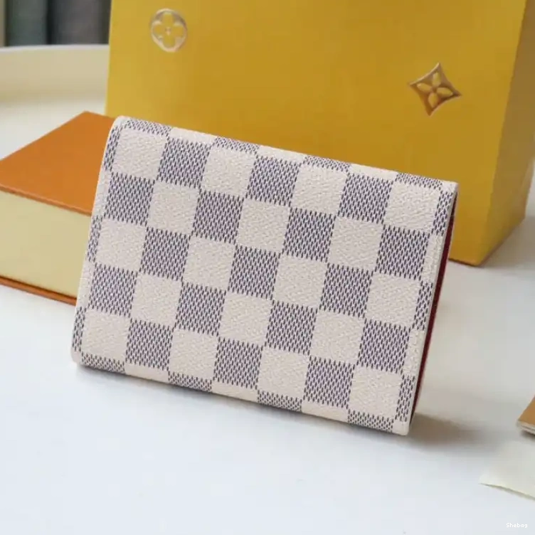 2110DJ0055 LV Bag 0713